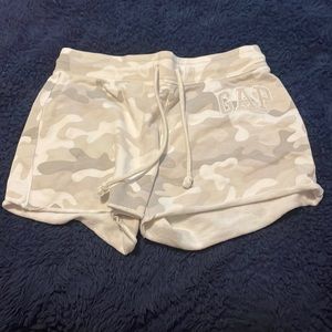 Gap shorts